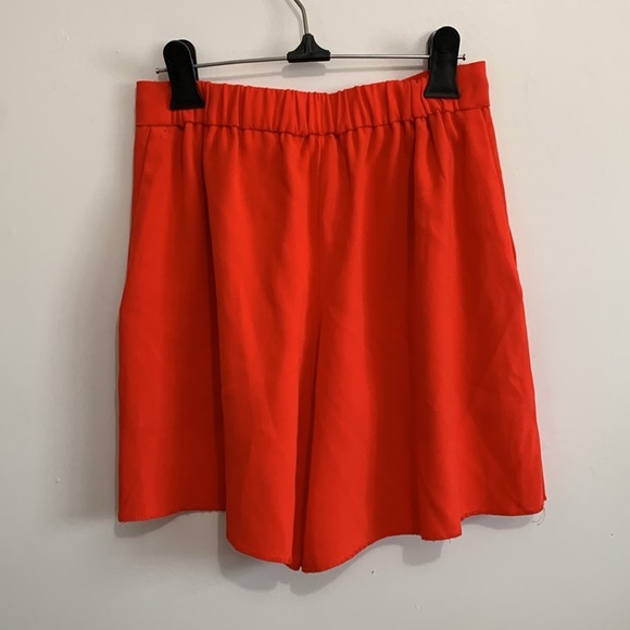 Babaton Flame Orange Pleated High Waist Trouser Shorts size 0 - Picture 3 of 3
